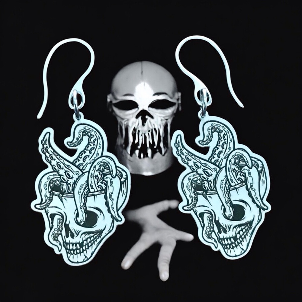 🆕 Skull with Octopus Tentacles Laser Cut Earrings Stainless Steel